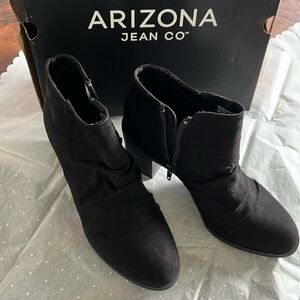 Booties- black, size 7M.